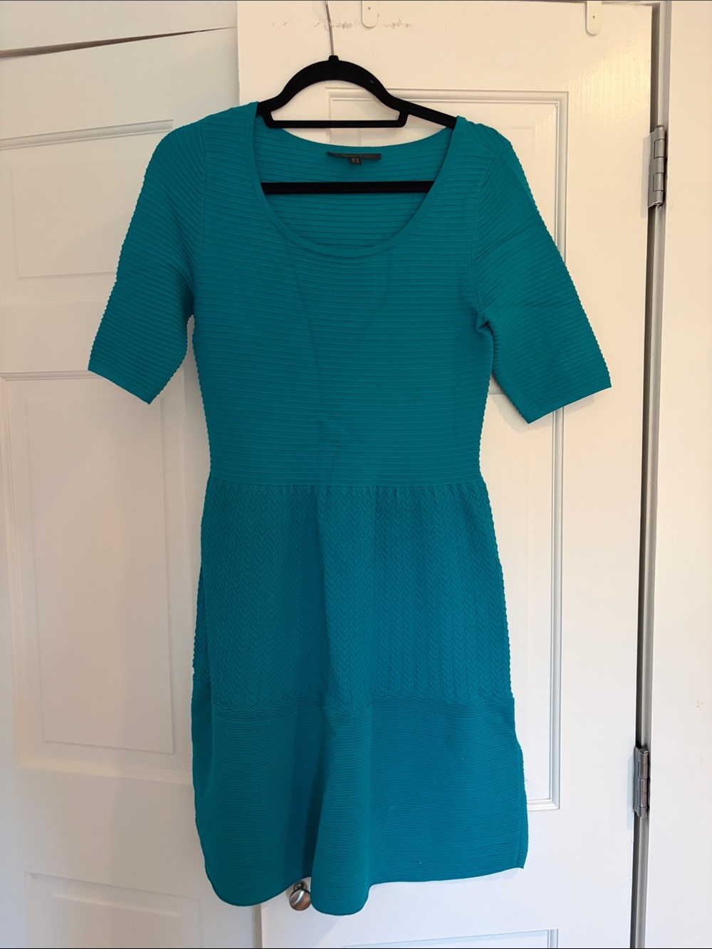 Women's Teal Textured Scoop-Neck Midi Dress